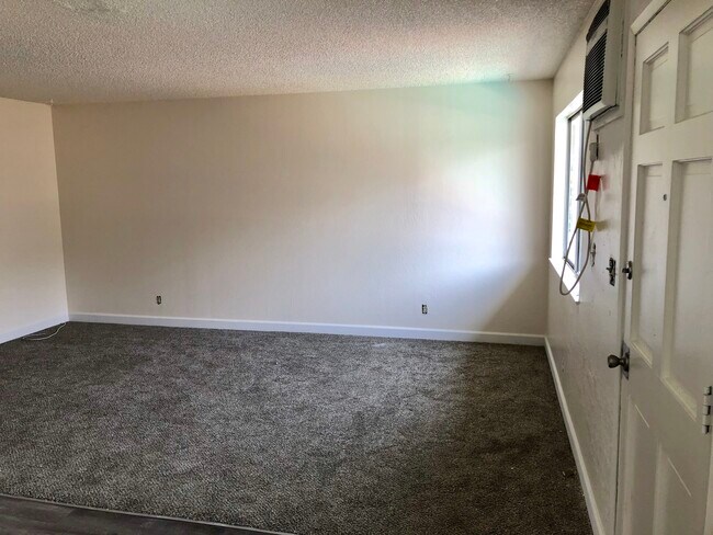 Foto del edificio - 306 S Church St