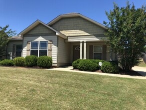Building Photo - 2451 Waterstone Cir