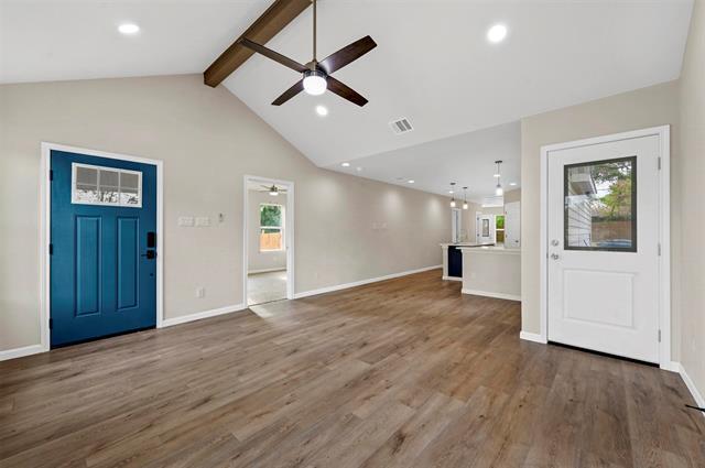 Primary Photo - 2602 W Clarendon Dr