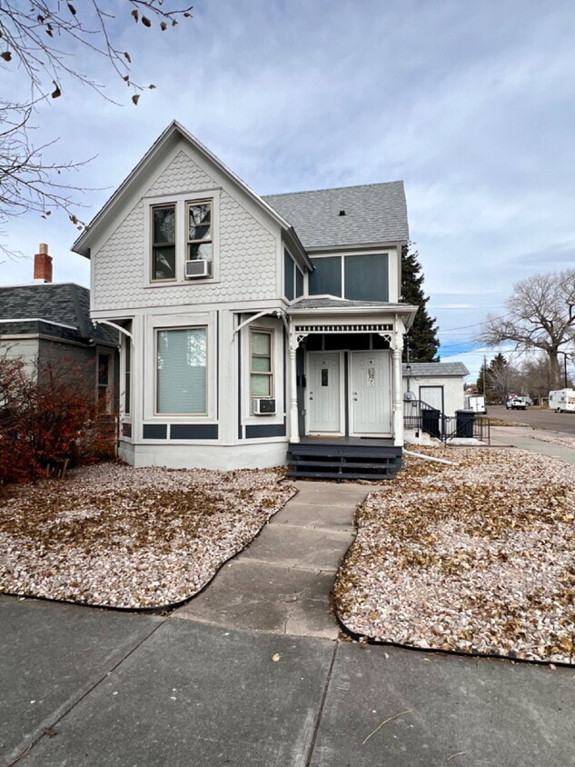 Primary Photo - Short-term furnished apartment!