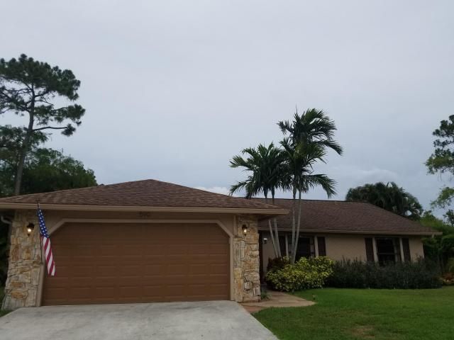 Foto principal - 590 Juniper Pl