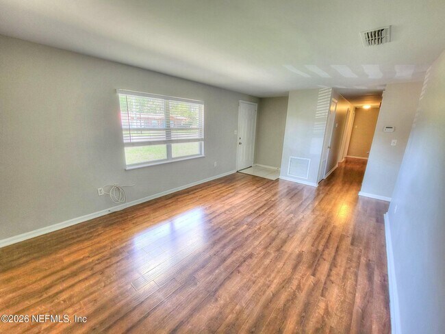 Foto del edificio - 10881 Key Coral Dr