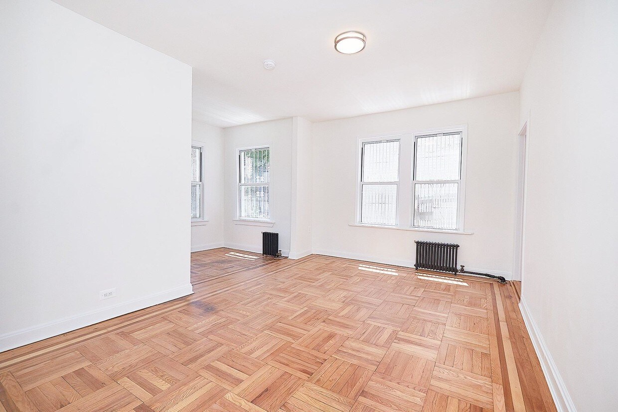 1549 Selwyn Ave Unit 2, The Bronx, NY 10457 Condo for Rent in The