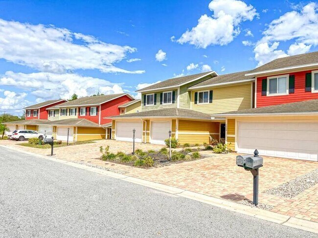 Foto del edificio - 1225 Evergreen Ct