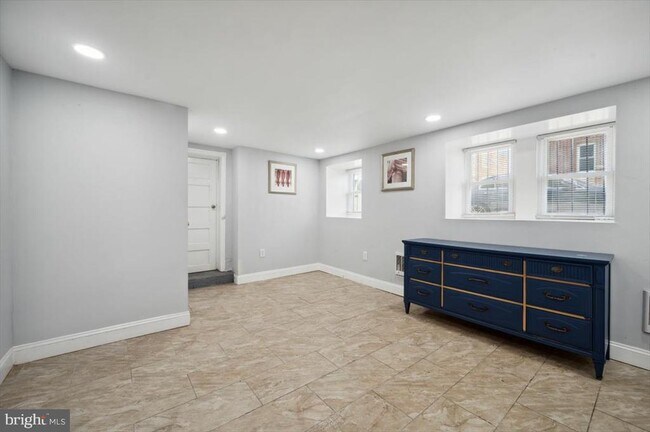 Foto del edificio - 800 S 60th St