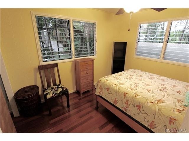 Building Photo - 413 Kihapai St