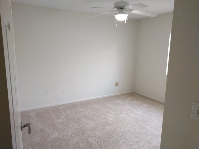 Foto del edificio - 105 NW 8th St