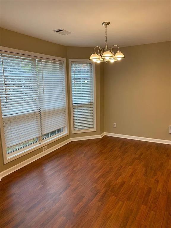 Foto del edificio - 835 Camelon Ct
