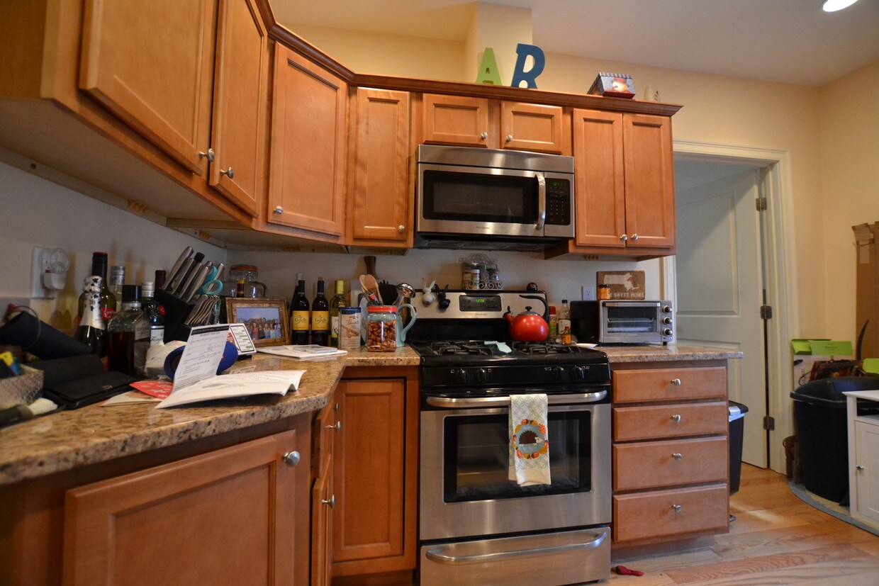 Primary Photo - 21 Chestnut St