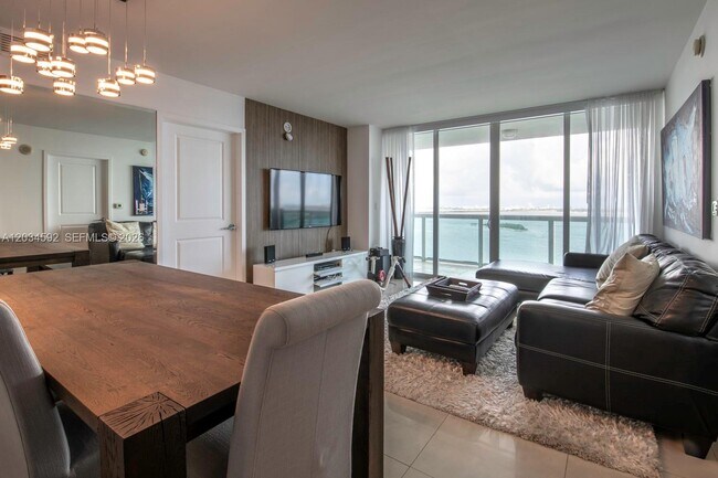 Foto del edificio - 1800 N Bayshore Dr
