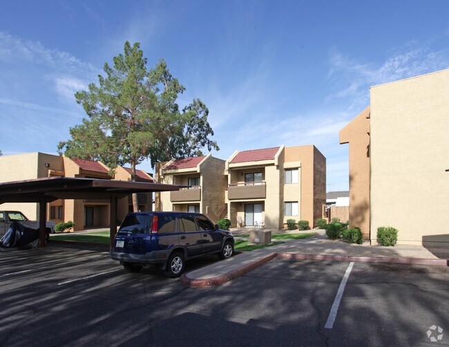 Hidden Cove Apartments in Phoenix, AZ