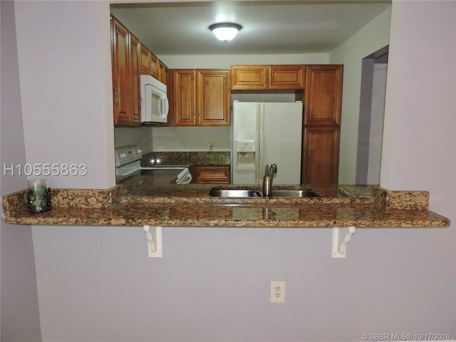 Foto del edificio - 421 SE 10th St