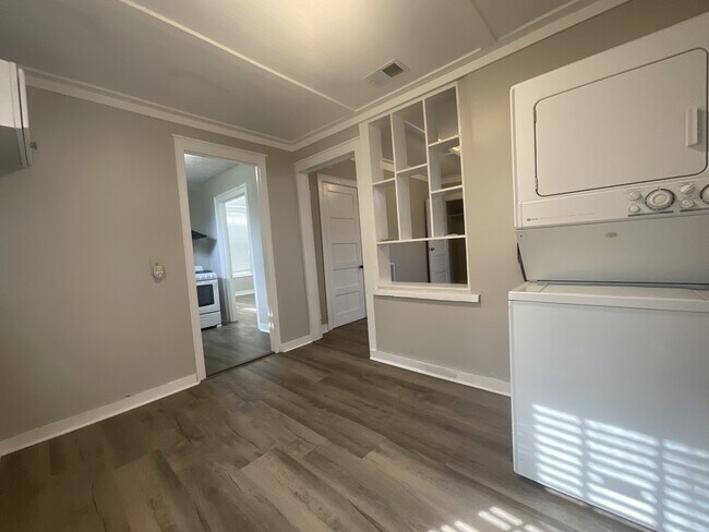 Foto del edificio - 1020 Adams St