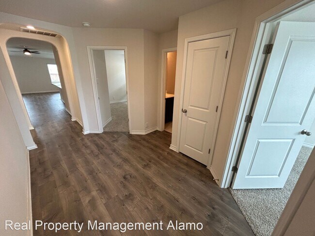 Foto del edificio - 3 br, 2 bath House - 9643 Salers Springs