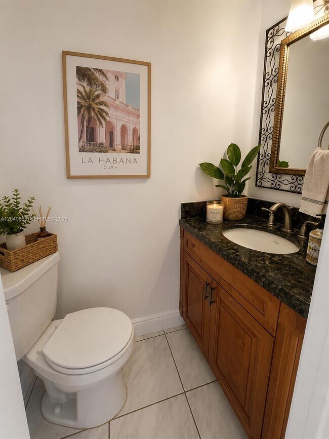 Foto del edificio - 5731 NW 37th St