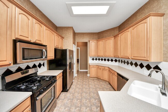 Foto del edificio - 7310 Whistle Ct