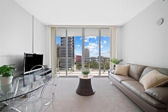 Building Photo - 79 SW 12th St