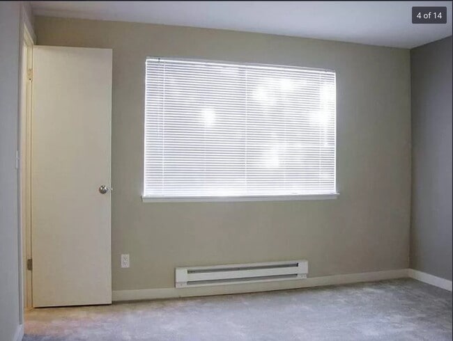 Room - 16817 Larch Way