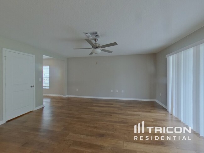 Foto del edificio - 29350 Fedora Cir