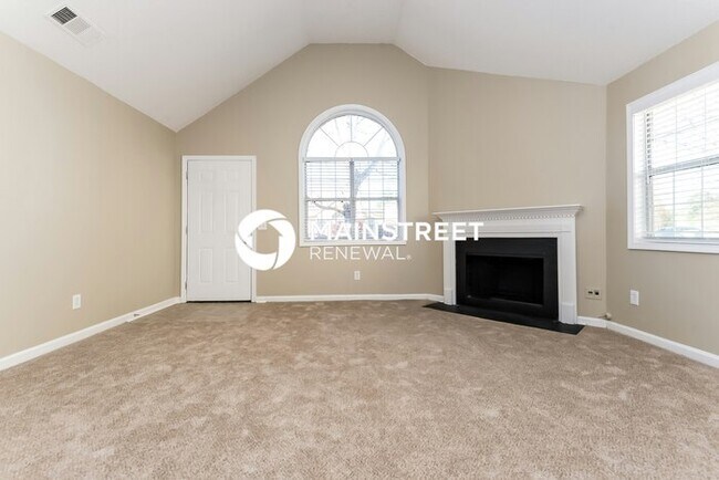 Foto del edificio - 3 Bedroom Pet-Friendly Home in Decatur, GA with Main Street Renewal