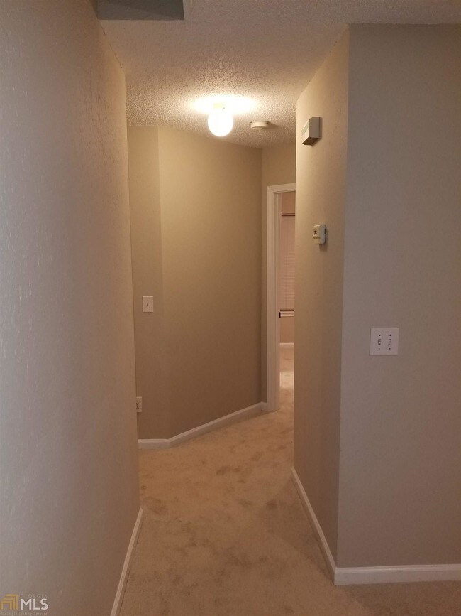Building Photo - 6026 Creekerton Blvd