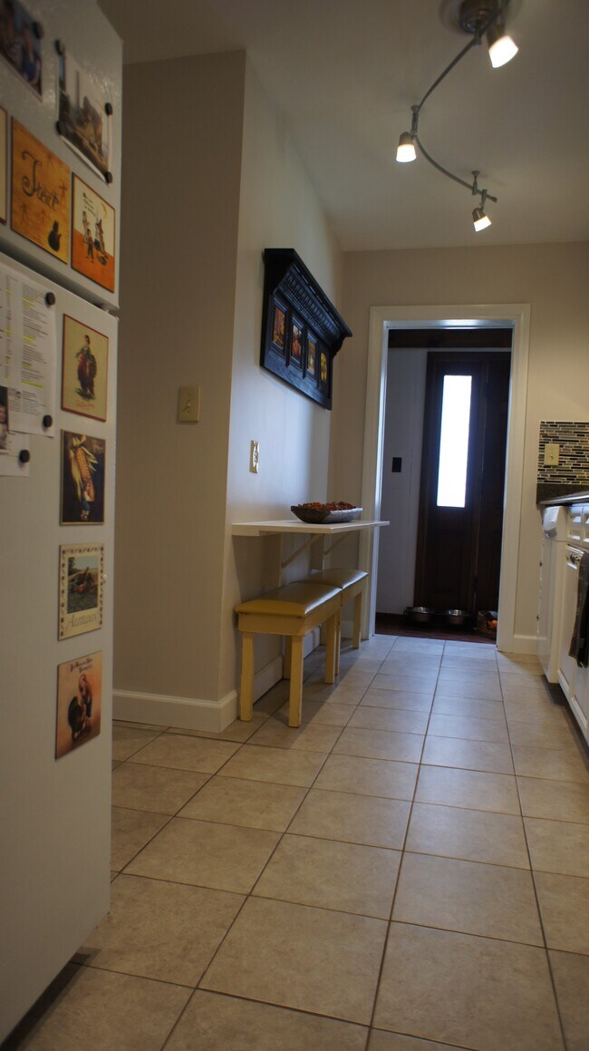Kitchen - 94 Fenway Rd
