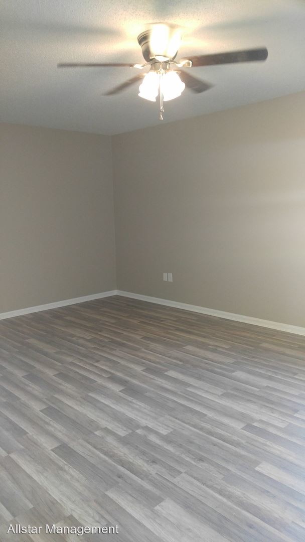 Building Photo - 4 br, 2 bath House - 5767 Red Bud