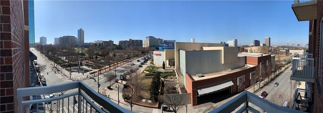 Foto del edificio - 285 Centennial Olympic Park Dr NW