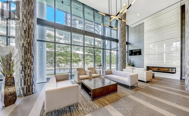 Building Photo - 39 Annie Craig Dr