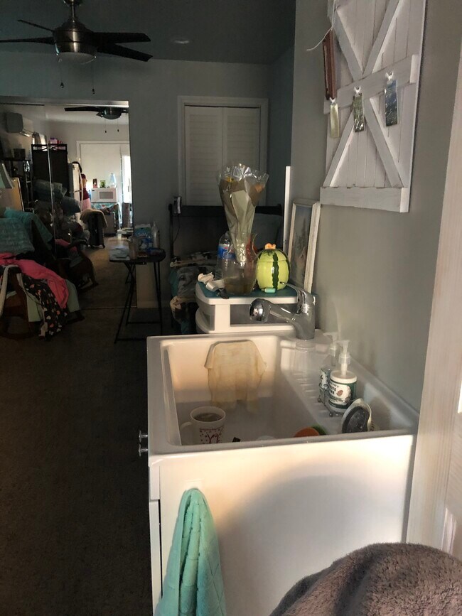 9209 Paramount Blvd, Downey, CA 90240 House Rental in Downey, CA