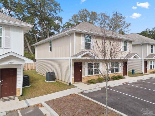 Foto del edificio - 9906 Holsberry Rd