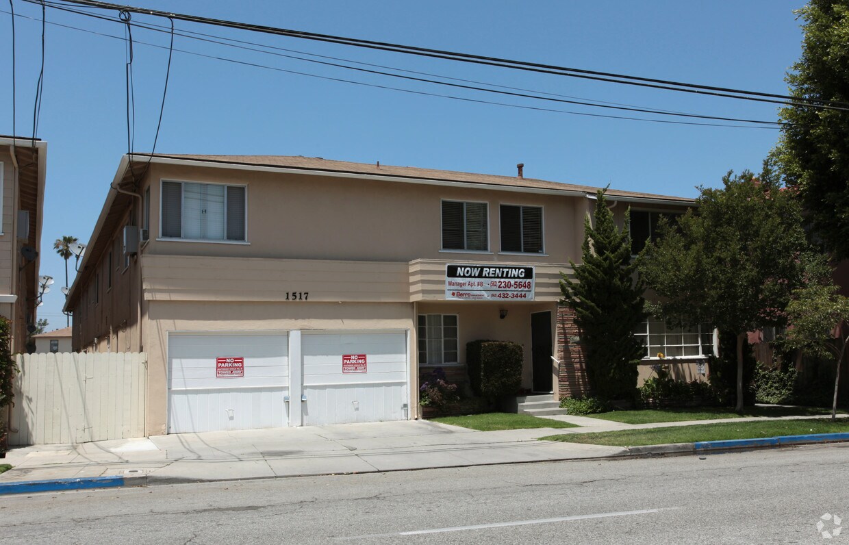 Foto principal - 1517 E 3rd St