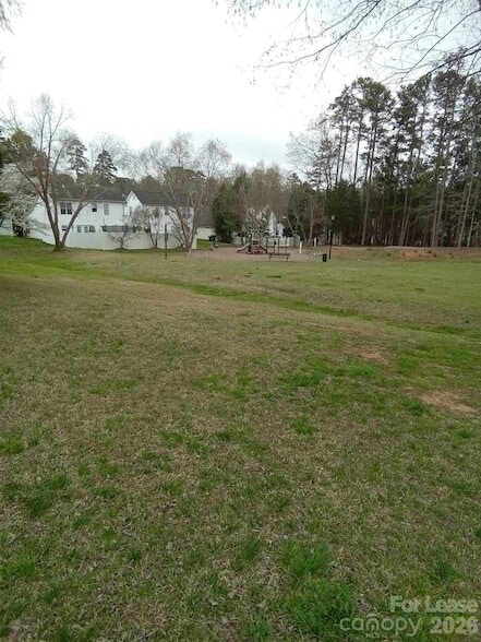 Building Photo - 738 Ablow Dr