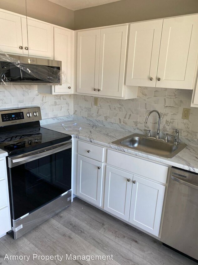 Primary Photo - 2 br, 1 bath House - 170 Nassau St