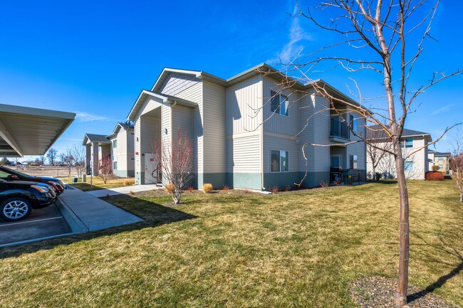 Building Photo - 212 Abraham Way