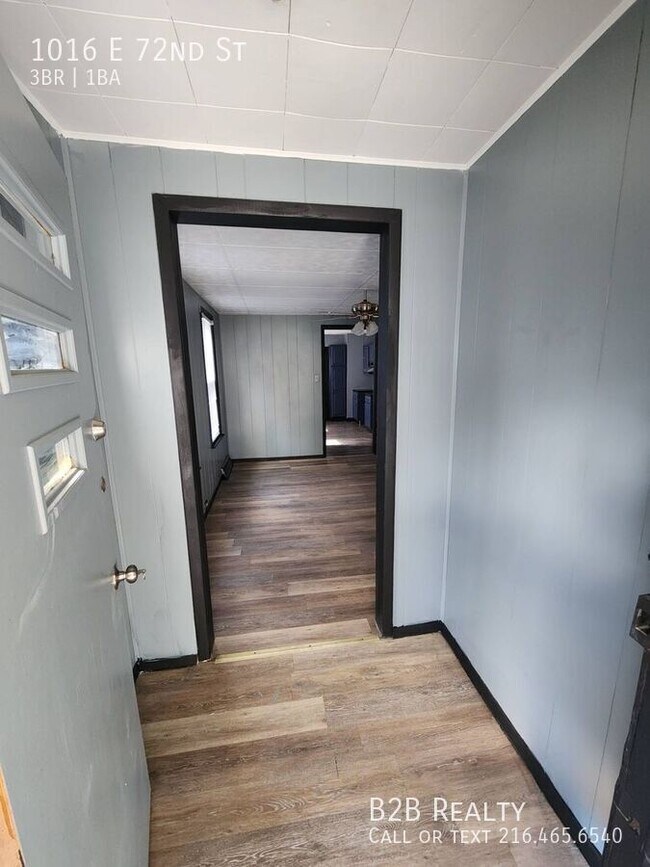 Foto del edificio - 1016 E 72nd St