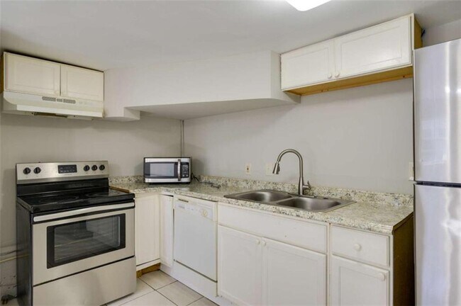 Foto del edificio - 1459 Hartford Ave SW