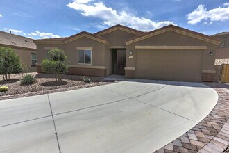 Building Photo - 1117 W Valley Meadow Ln
