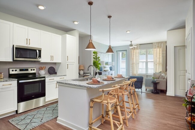 Building Photo - Populus Pooler