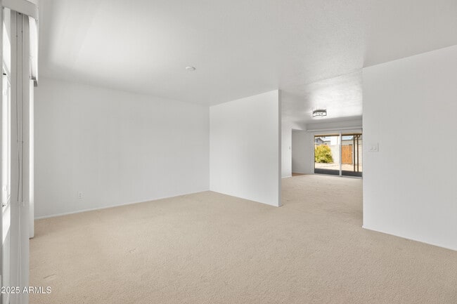 Building Photo - 3809 N 85th Pl