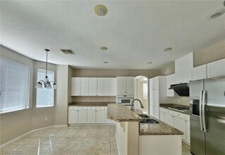 Building Photo - 8917 Waltzing Waters Ct