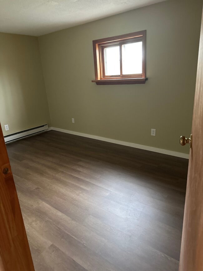 Bedroom - 2509 Carter Rd