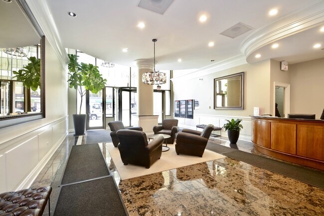 Foto del edificio - 630 N State St