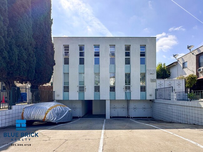 Foto del edificio - 1517 S Sherbourne Dr