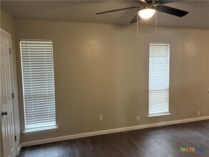 Building Photo - 2402 Andover Dr