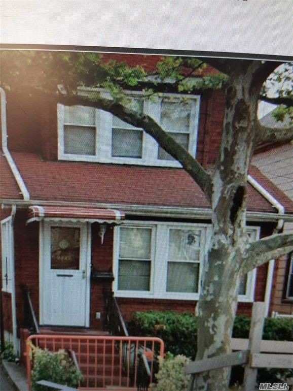 Primary Photo - 93-22 Francis Lewis Blvd