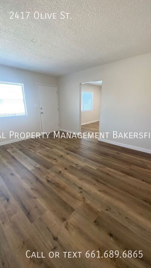 Foto del edificio - 2417 Olive St