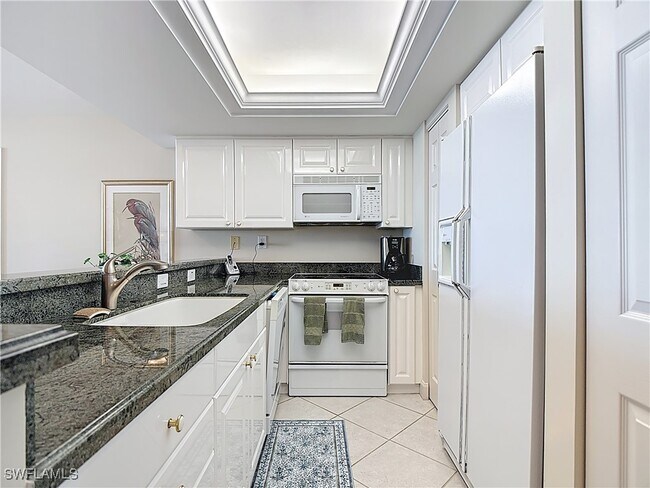 Building Photo - 6849 Grenadier Blvd
