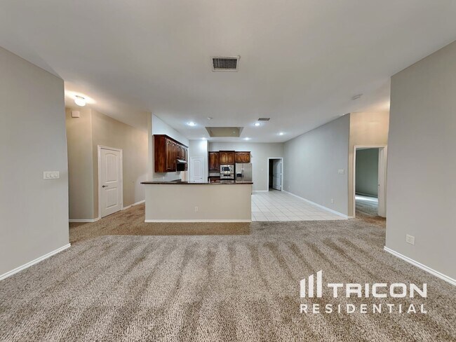 Foto del edificio - 718 River Run Dr