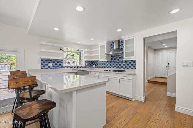 Building Photo - 1408 N View Dr
